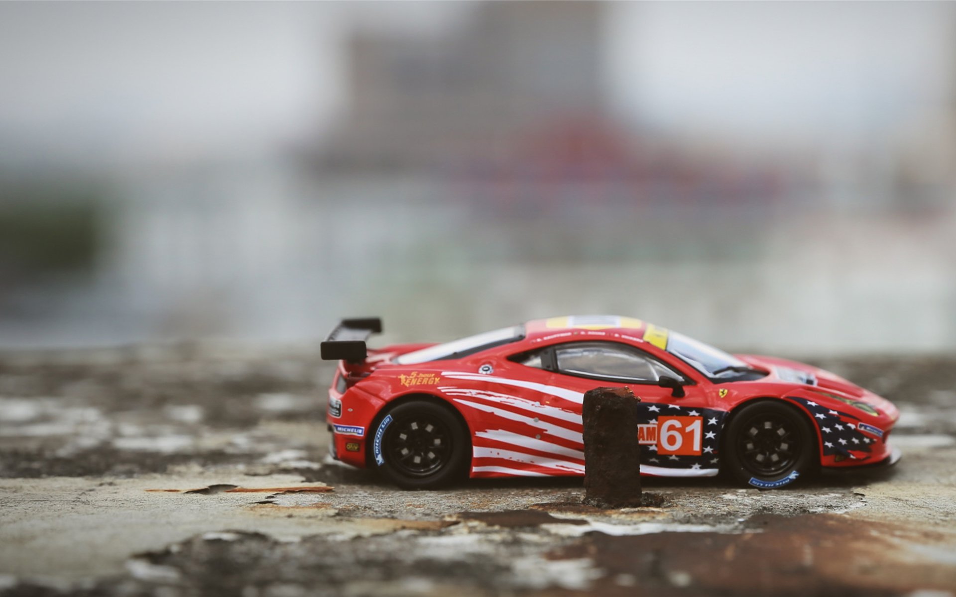 布莱顿在英超联赛中排名第五，获得欧联杯资格，英超布莱顿队徽